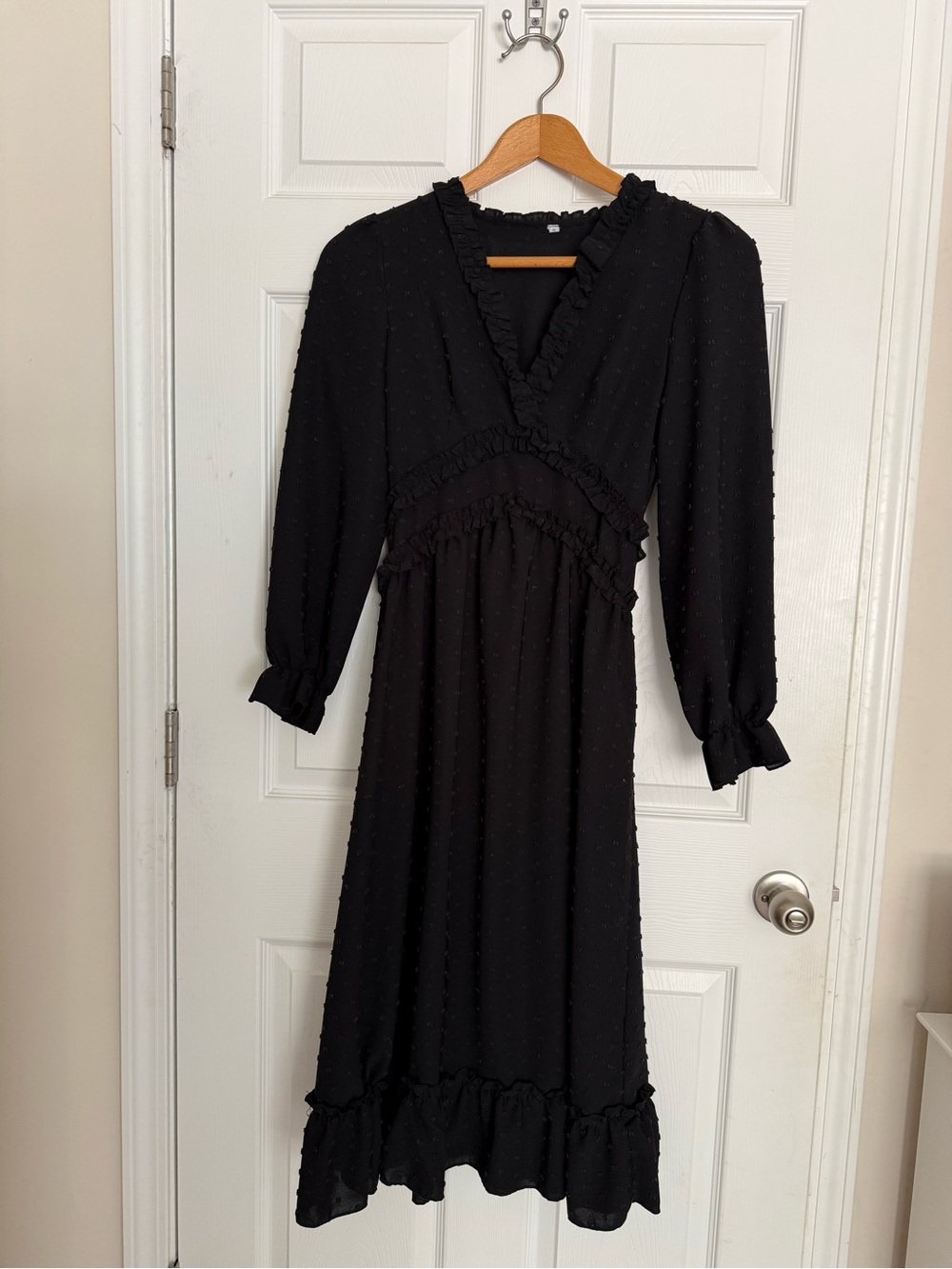 Black Ruffle Long-Sleeve Midi Dress